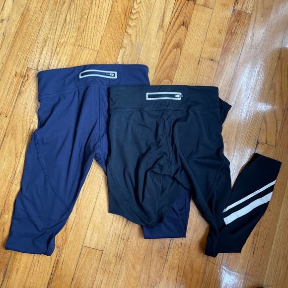Bundle of 2 Tory Sport High Rise Chevron Weightless Leggings Black & Navy Sz S - Picture 7 of 7